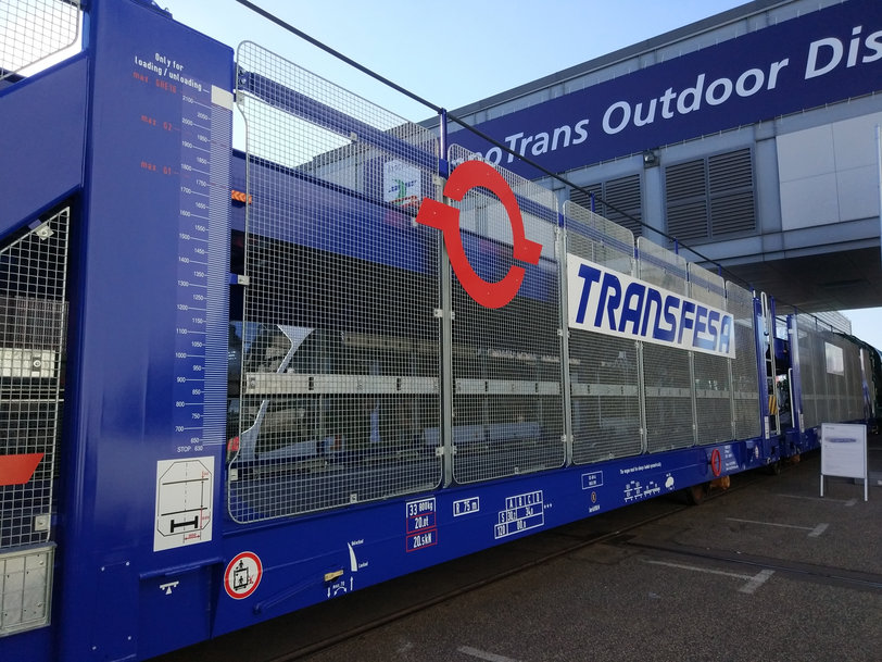 Transfesa Logistics launches the first train with its new high-capacity car-carriers for international routes